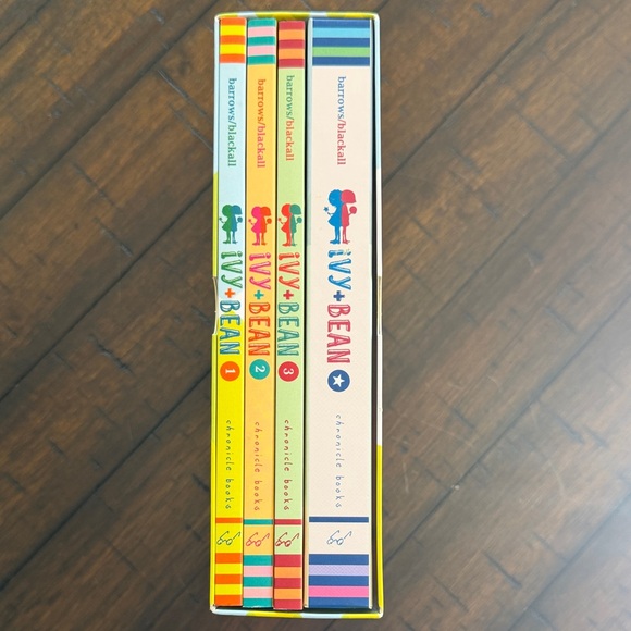Chronicle Books Other - Chronicle Books Ivy + Bean Boxed Set - Series 1, 2, & 3